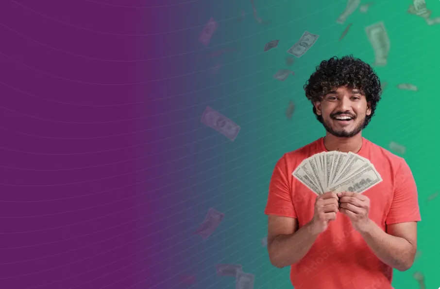 Person holding cash