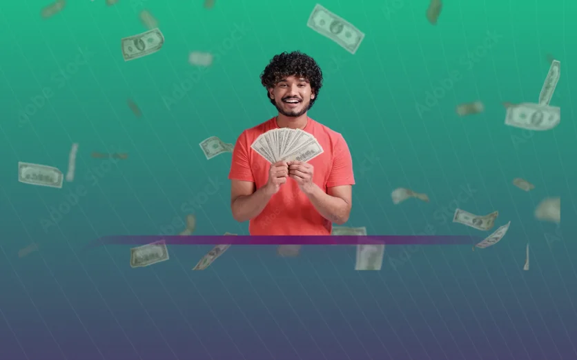 Person holding cash